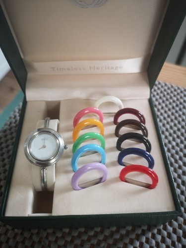 Gucci silver bezel watch - bezel,