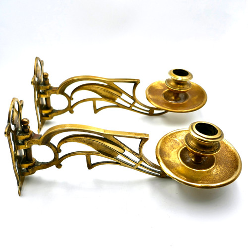 Art nouveau pair - pair, wall