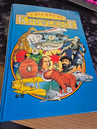 Children pictorial book of - book,