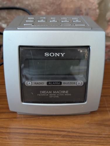 Vintage silver sony dream - vintage,