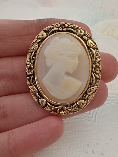 Vintage brooch pendant 60s - pendant,