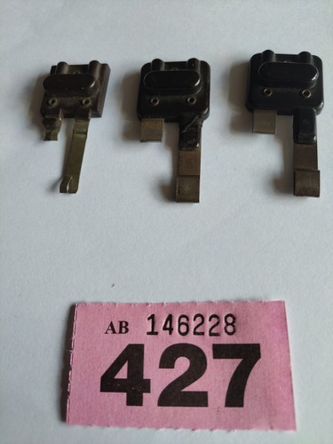 Tri ang gauge power clips - `oo,