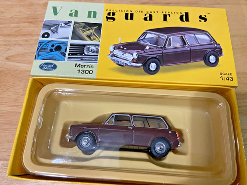 Corgi vanguards va48001 - vanguards, maroon