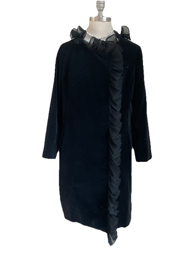 Black velvet coat - size, opera