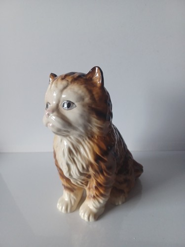 Lovely melba ware - a, cat