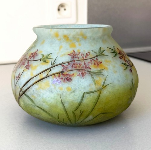 Imposing art nouveau engraved - imposing,