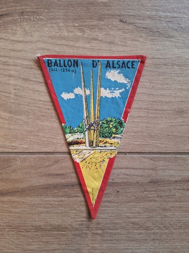 Old tourist pennant - old,