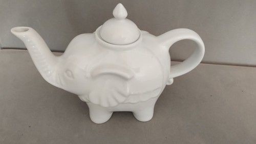 White elephant teapot - white,