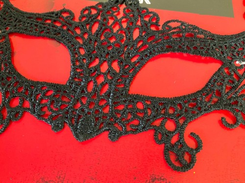 Black lace venetian - black,
