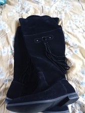 Long black suede Legroom curvy