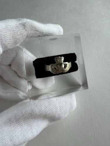 Irish sterling silver claddagh - sterling,