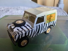 BRITAIN'S LAND ROVER SWB DIECAST MODEL CAR GREEN VINTAGE PRELOVED SEE PICTURES 