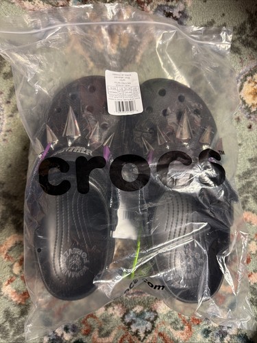 Black panther crocs - black,