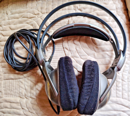 Hitachi tmp 018 headphones - hitachi,