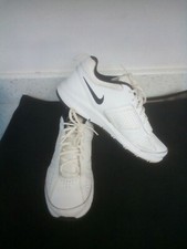 Nike t lite xi