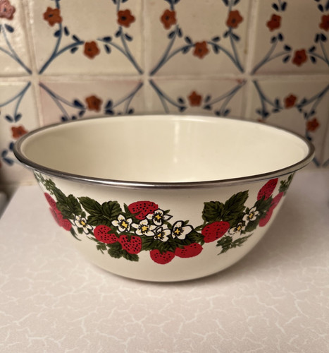 Vintage enameled metal - enameled,