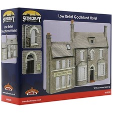 Scenecraft Goathland Hotel Low