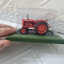 Nuffield Universal four 1960 HACHETTE UNIVERSAL HOBBIES 1/43 DIECAST TRACTOR