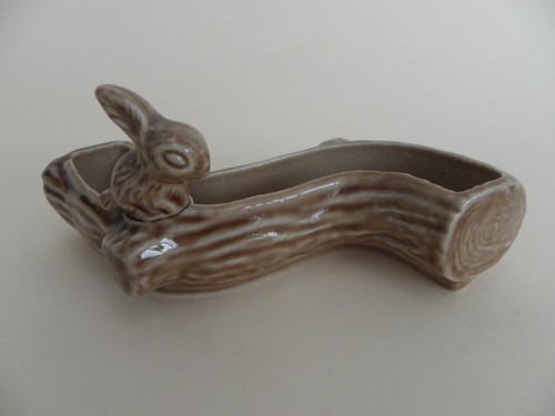 Wade vintage bunny rabbit - on, a
