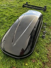 Thule Pacific 200 roof box