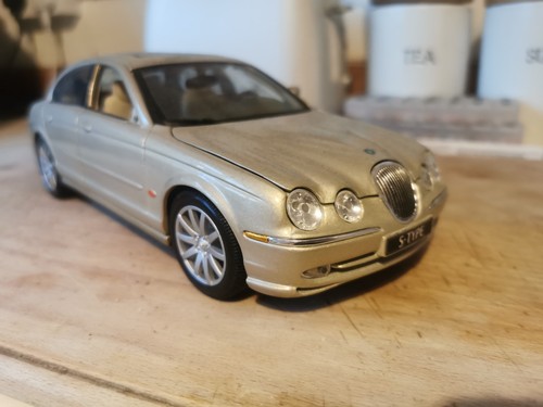 Maisto jaguar type 18th - jaguar, s-type
