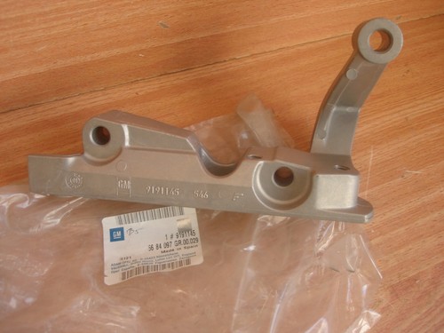 Engine mount bracket - bracket, front