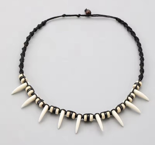 Necklace with beads plastic - &,