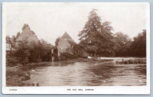 Cobham surrey postcard - surrey,