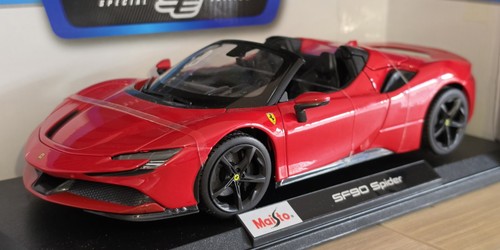 Scale ferrari sf90 - 1:18,