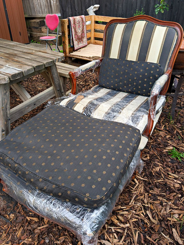 Traditional chaise longue - longue, &