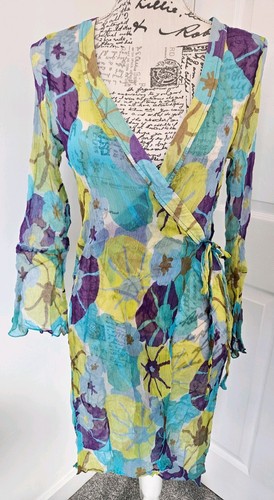 Green print beach cover - print,
