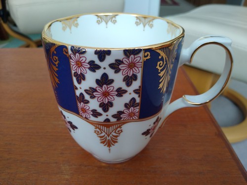 Royal albert 100 yrs - yrs., regency