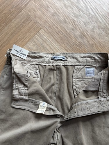 Bnwt deadstock stone - 90’s,