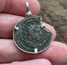 ROMAN BRONZE COIN MOUNTED IN SOLD SILVER HAND CRAFTED MOUNT WITH SUSPENSION LOOP