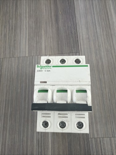 Schneider electric ic60hb332 - electric,