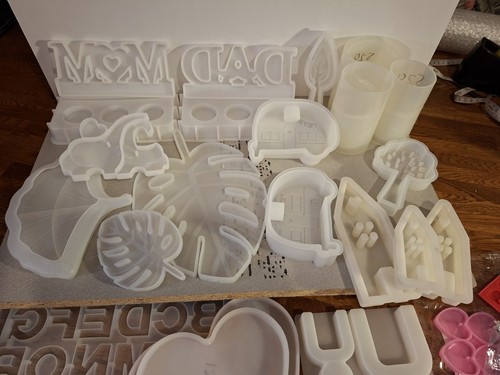 Large joblot silicone molds - large,