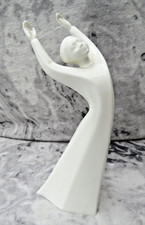 Vintage Royal Doulton HN2875