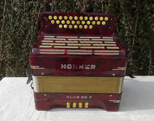 Accordion button - button,
