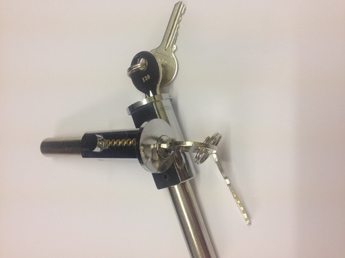 Roller shutter bullet - , lock
