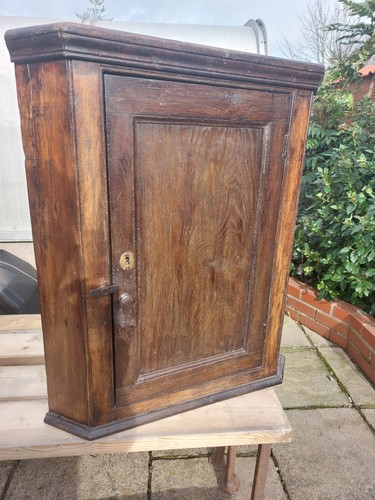 Antique oak corner - , cupboard