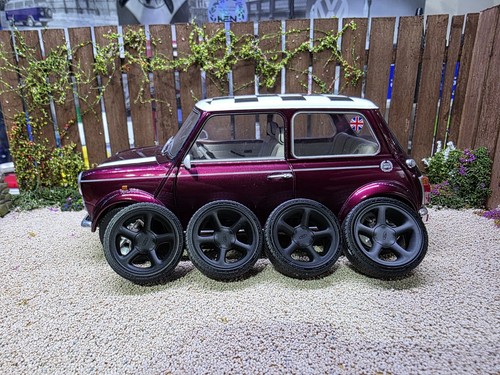 Scale ford cosworth - 1/18,