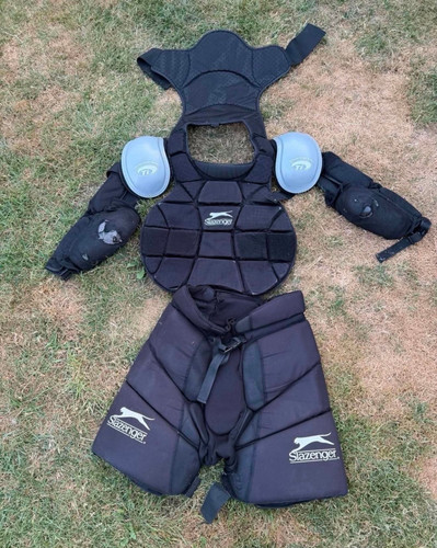 Slazenger hockey shoulder - hockey, pads
