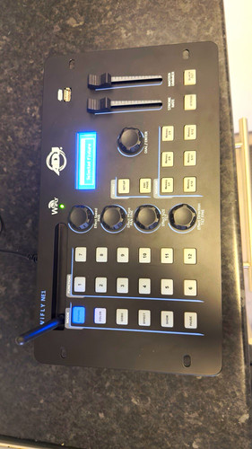 Adj wifly ne1 dmx - adj, controller