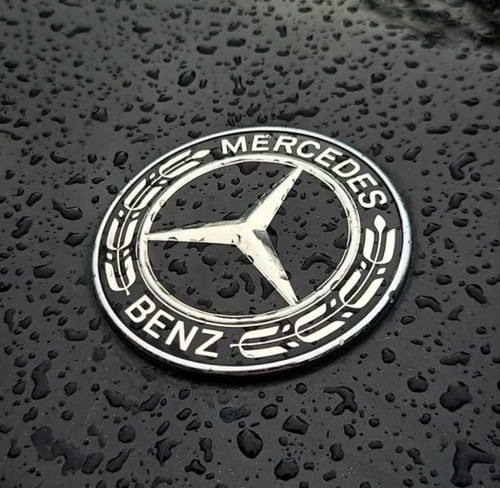 Front hood emblem black - front, star
