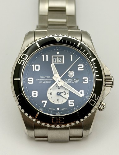 Victorinox swiss army maverick - army,