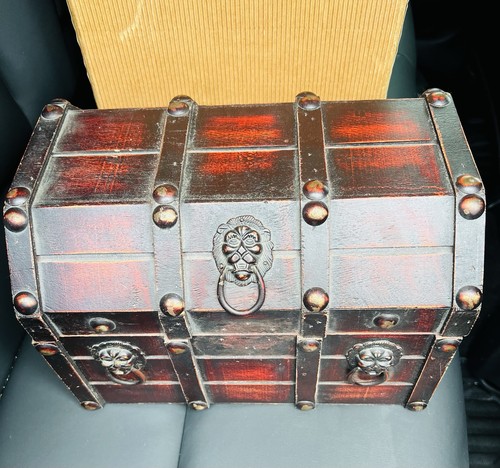 Vintage wooden treasure - vintage, chest