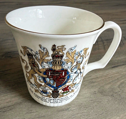 Rare royal doulton employees - royal,