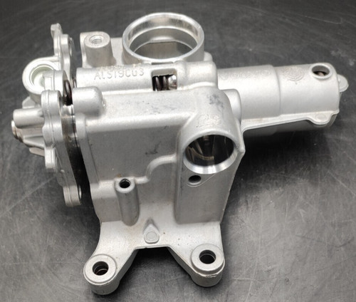 New genuine volvo xc70 v70 - new,