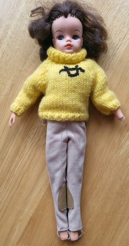 Original sindy doll 1970s dark - original,