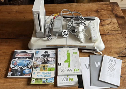 Nintendo wii white console - nintendo,